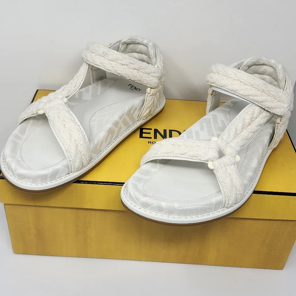 Brand new Fendi size 37 - Picture 1 of 5